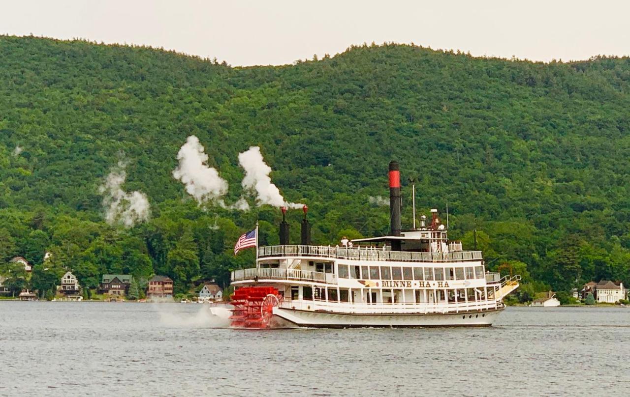 Motel Montreal Lake George Eksteriør bilde