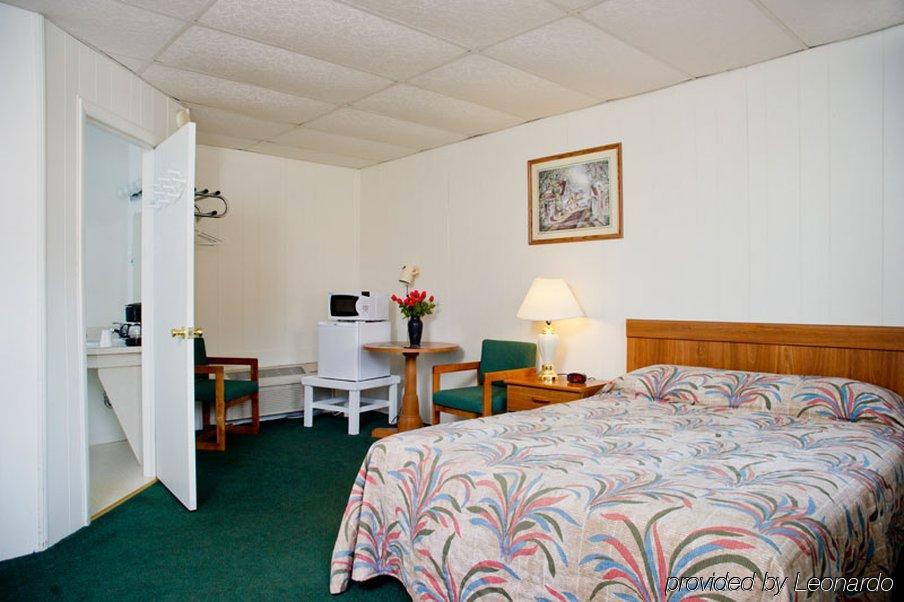 Motel Montreal Lake George Rom bilde