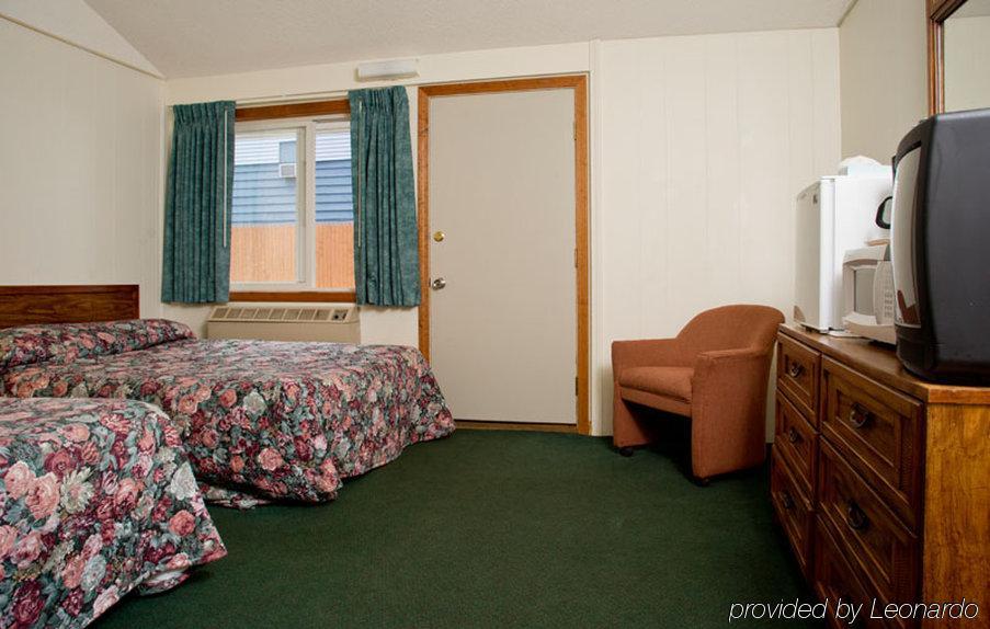 Motel Montreal Lake George Eksteriør bilde